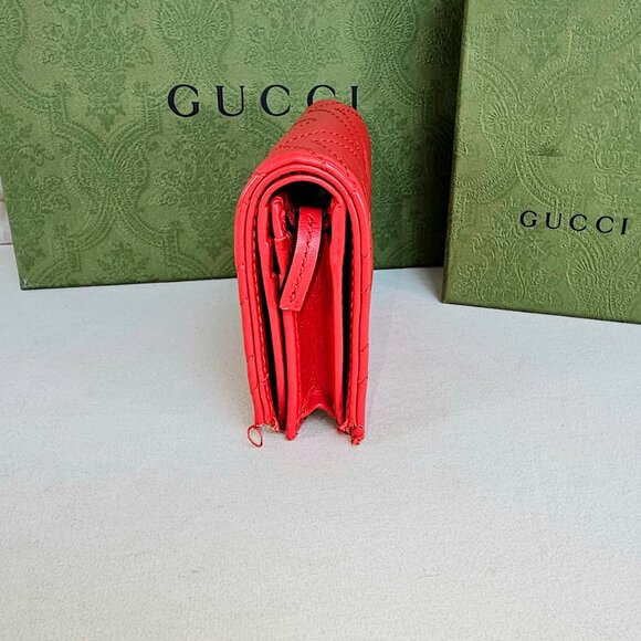 Gucci Red Matelassé GG Marmont Leather Wallet - Picture 9 of 16